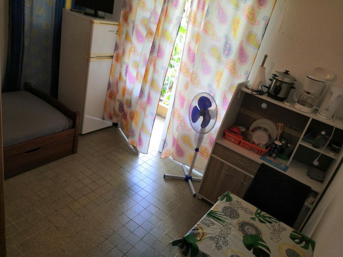 Appartamento Locatriolet Saint-Denis Esterno foto